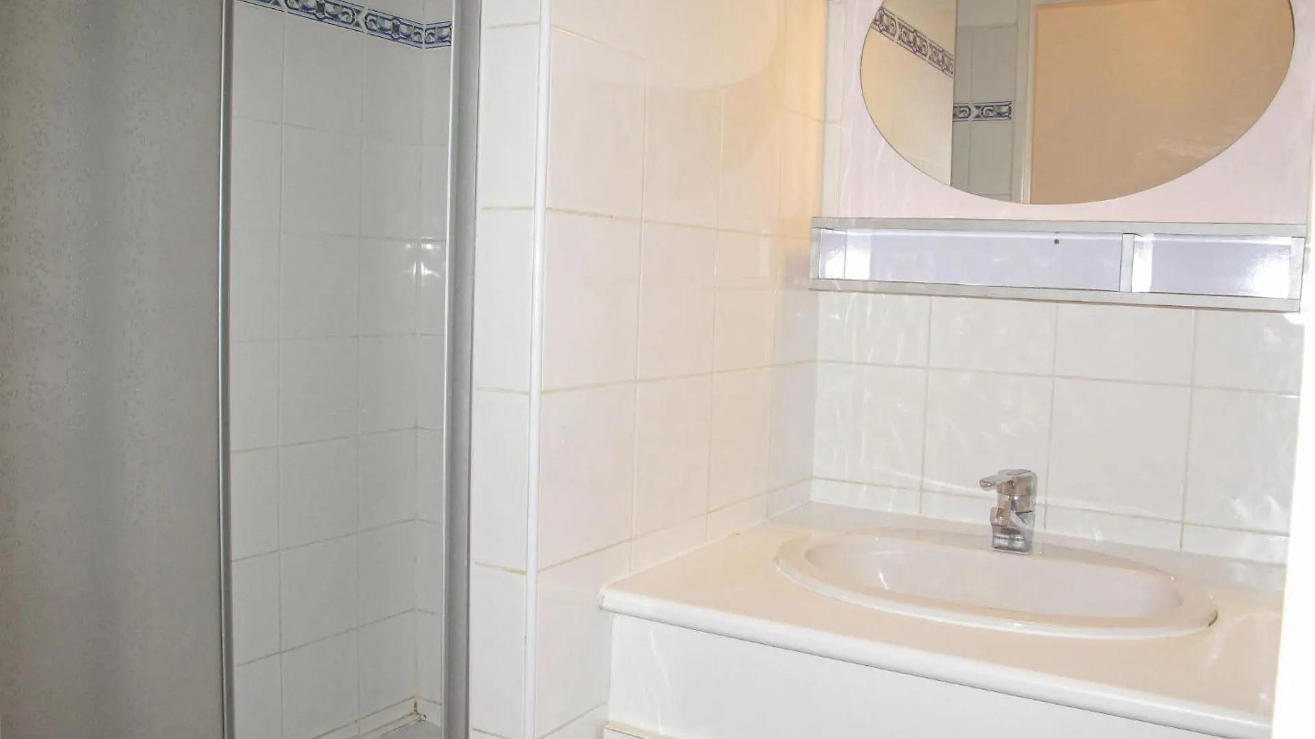 Apartment Baie Des Lecques By Interhome Saint-Cyr-sur-Mer France